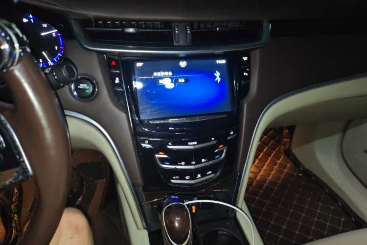 Used Cadillac XTS 2014 28T Elite Edition Audio And AC Panel