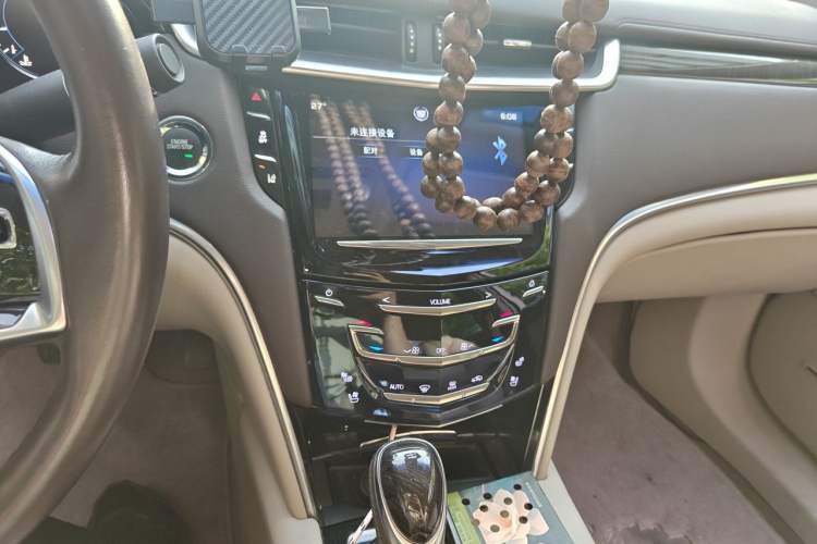 Used Cadillac XTS 2014 28T Platinum Edition Audio And AC Panel
