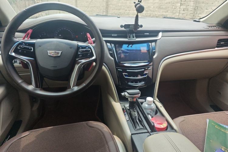 Used Cadillac XTS 2014 28T Comfort Version Center Console