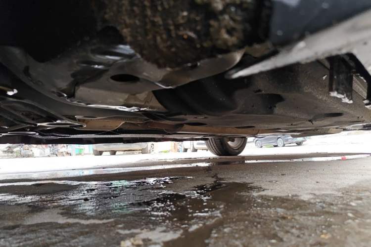 Used Cadillac XTS 2014 28T Comfort Version Chassis Front Left