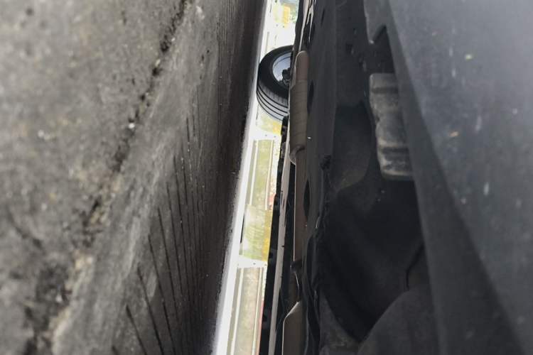 Used Cadillac XTS 2014 28T Platinum Edition Chassis Front Right