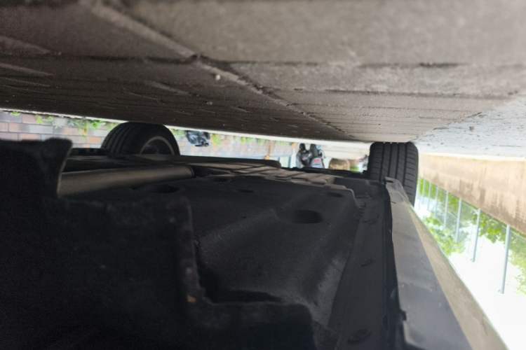 Used Cadillac XTS 2014 28T Elite Edition Chassis Front Right