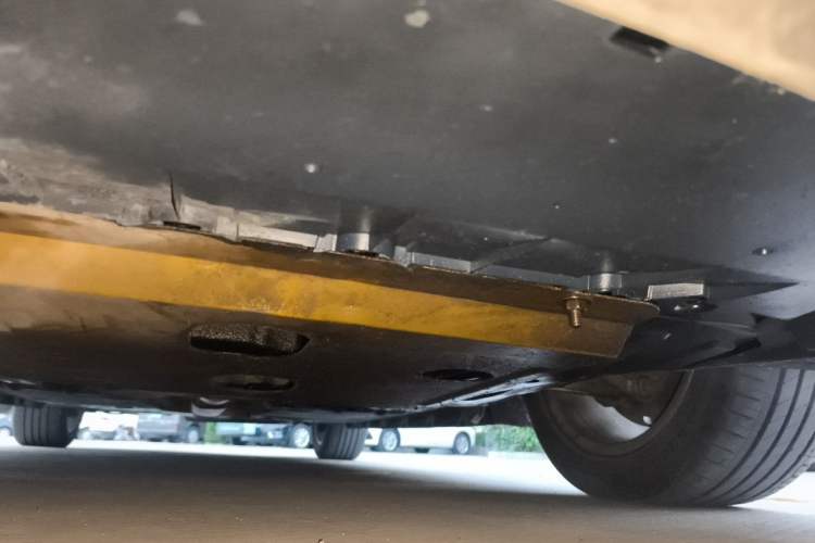 Used Cadillac XTS 2014 28T Comfort Version Chassis Front