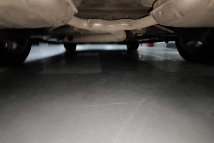 Used Cadillac XTS 2014 28T Comfort Version Chassis Rear