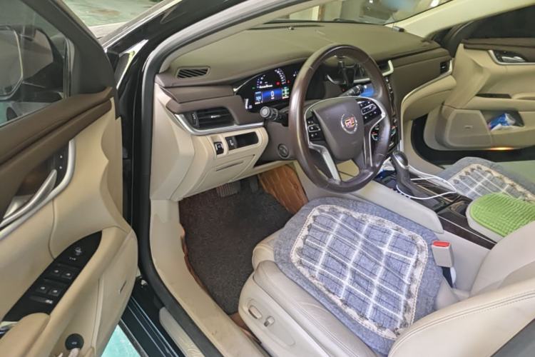 Used Cadillac XTS 2014 28T Comfort Version Driver Seat