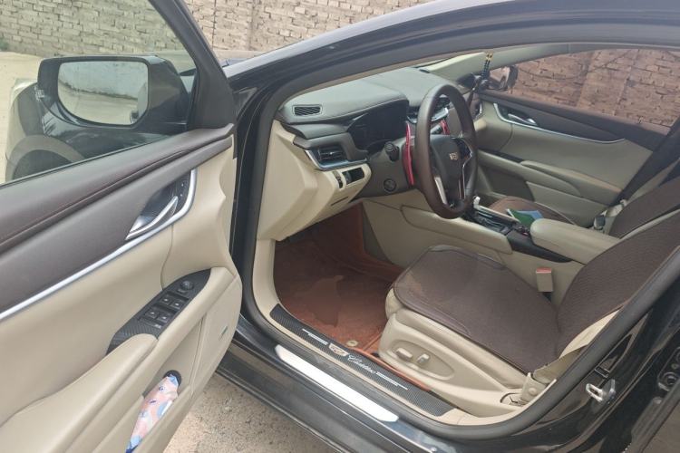 Used Cadillac XTS 2014 28T Comfort Version Driver Seat