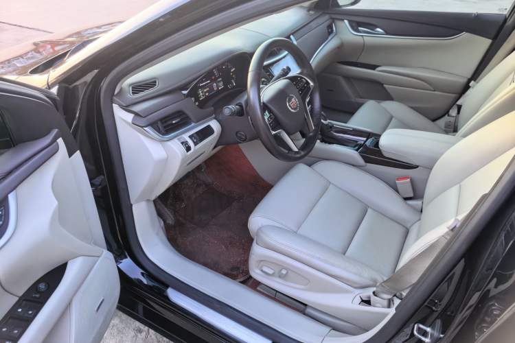 Used Cadillac XTS 2014 28T Comfort Version Driver Seat