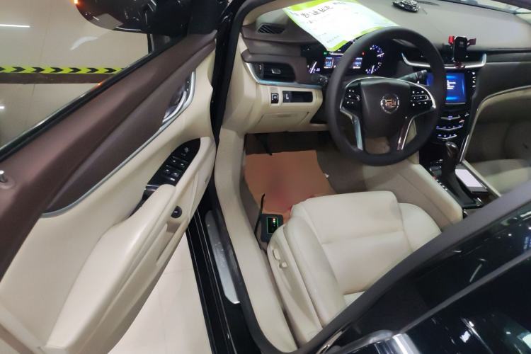 Used Cadillac XTS 2014 28T Comfort Version Driver Seat