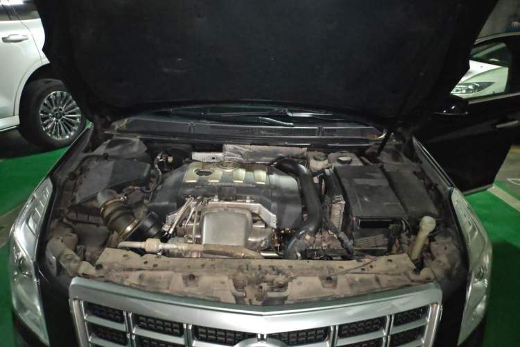 Used Cadillac XTS 2014 28T Elite Edition Engine Bay