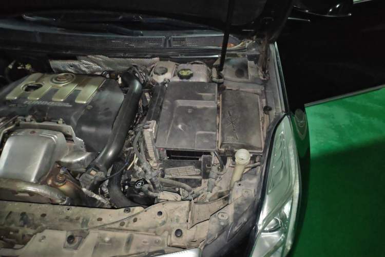 Used Cadillac XTS 2014 28T Elite Edition Engine Bay Left