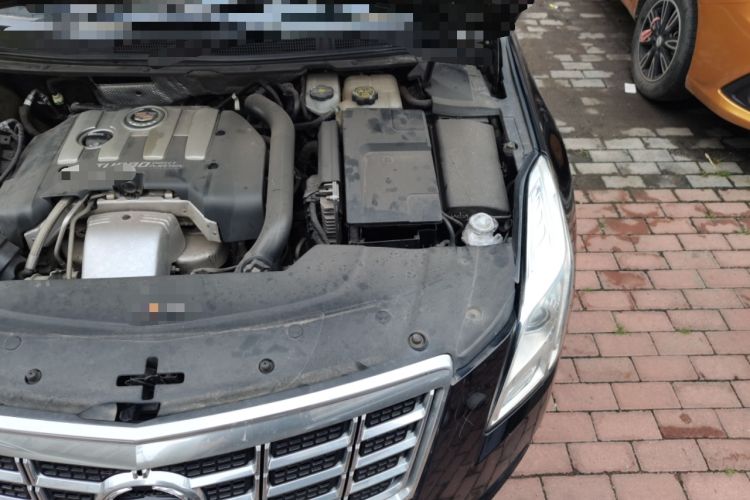 Used Cadillac XTS 2014 28T Luxury Model Engine Bay Left