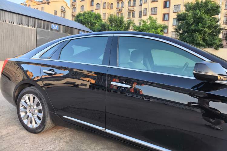 Used Cadillac XTS 2014 28T Comfort Version Exterior 2
