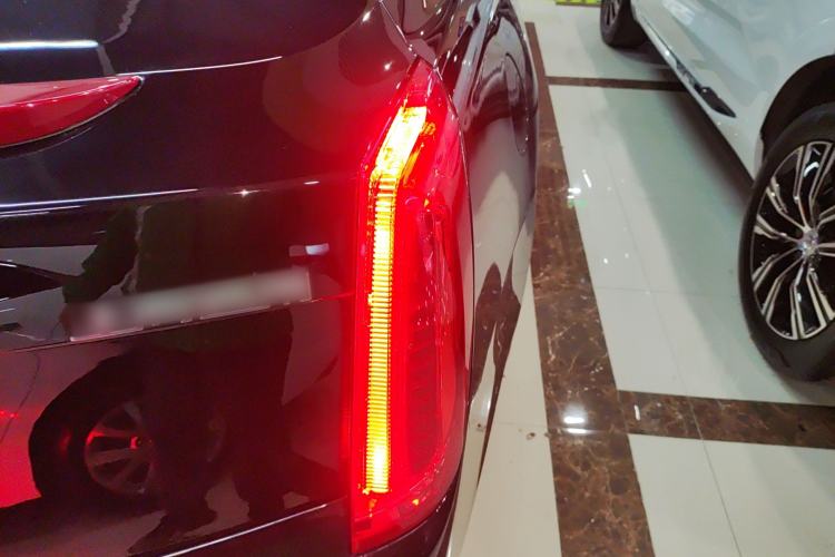 Used Cadillac XTS 2014 28T Comfort Version Exterior 3