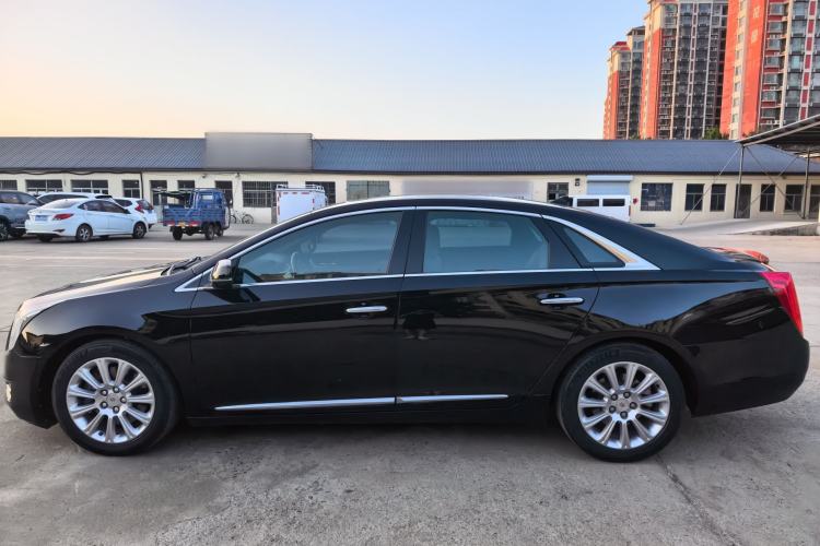 Used Cadillac XTS 2014 28T Comfort Version Exterior 5
