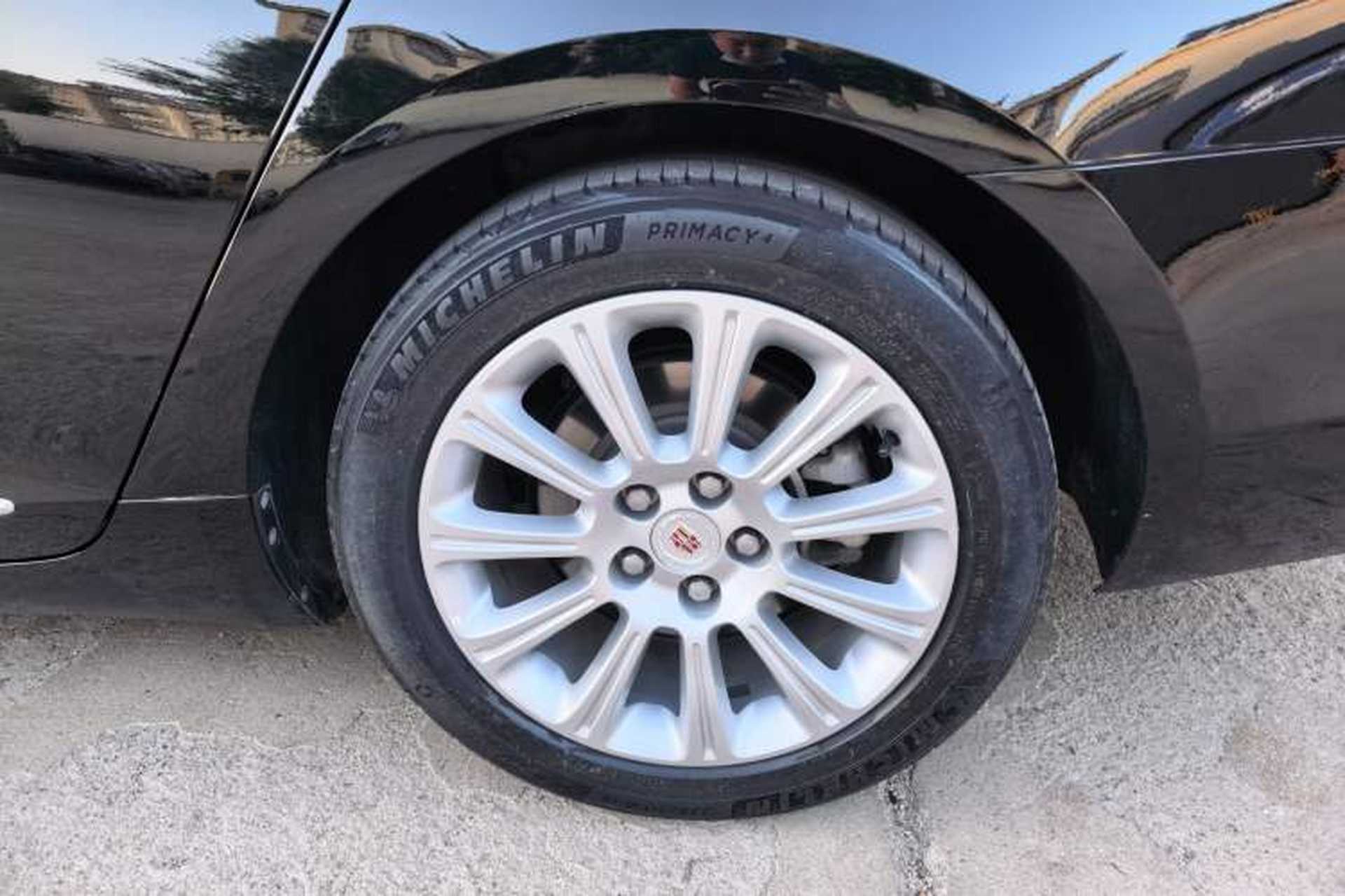 Used Cadillac XTS 2014 28T Comfort Version Exterior 7