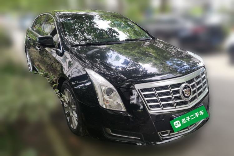 Used Cadillac XTS 2014 28T Comfort Version Front Right 45 Deg