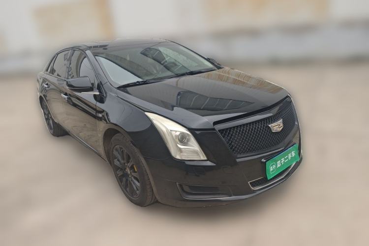 Used Cadillac XTS 2014 28T Comfort Version Front Right 45 Deg