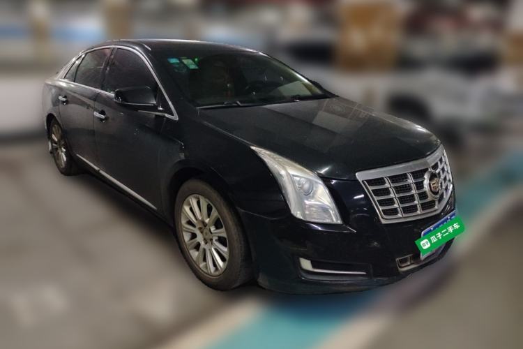 Used Cadillac XTS 2014 28T Comfort Version Front Right 45 Deg