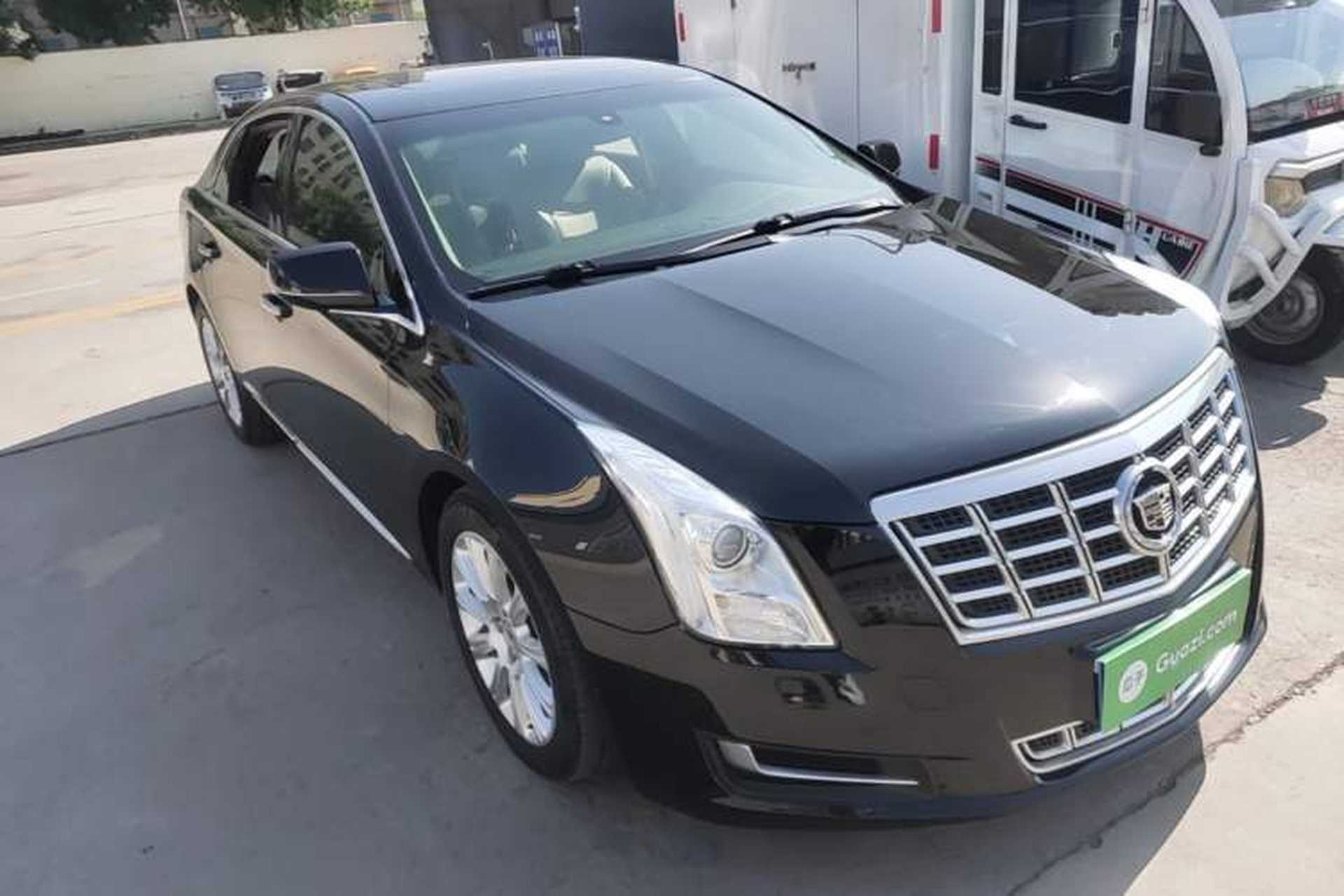Used Cadillac XTS 2014 28T Comfort Version Front Right 45 Deg