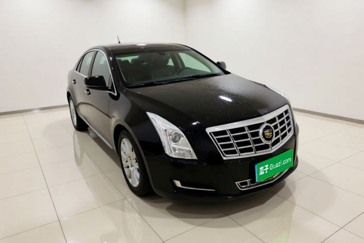 Used Cadillac XTS 2014 28T Comfort Version Front Right 45 Deg