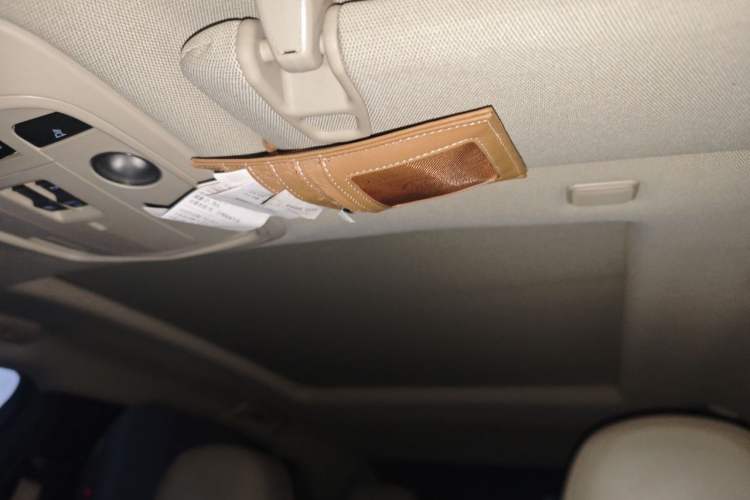Used Cadillac XTS 2014 28T Comfort Version Headliner