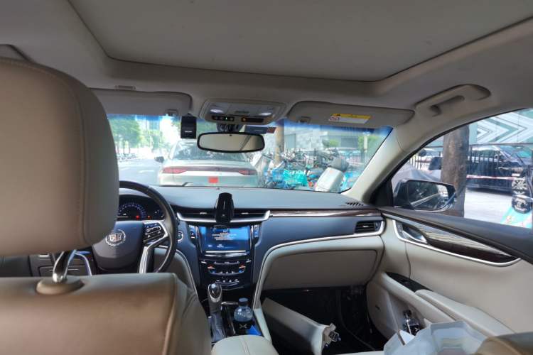 Used Cadillac XTS 2014 28T Elite Edition Headliner