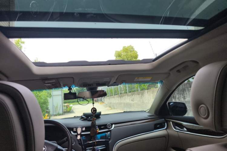 Used Cadillac XTS 2014 28T Elite Edition Headliner