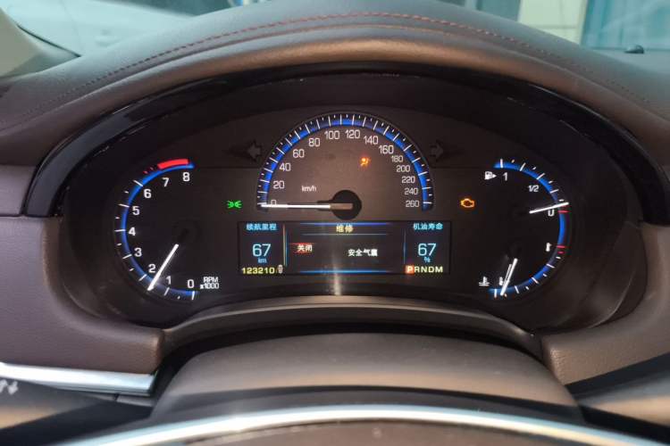 Used Cadillac XTS 2014 28T Comfort Version Instrument Cluster