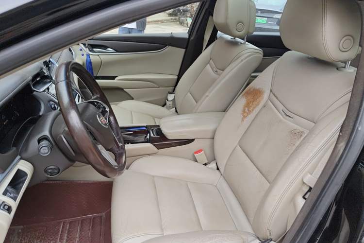 Used Cadillac XTS 2014 28T Comfort Version Left Front Seat