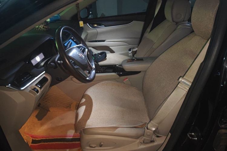 Used Cadillac XTS 2014 28T Comfort Version Left Front Seat