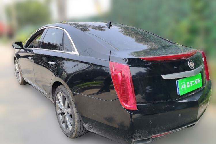 Used Cadillac XTS 2014 28T Platinum Edition Rear Left 45 Deg
