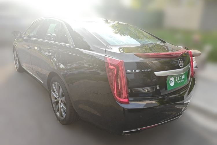 Used Cadillac XTS 2014 28T Platinum Edition Rear Left 45 Deg