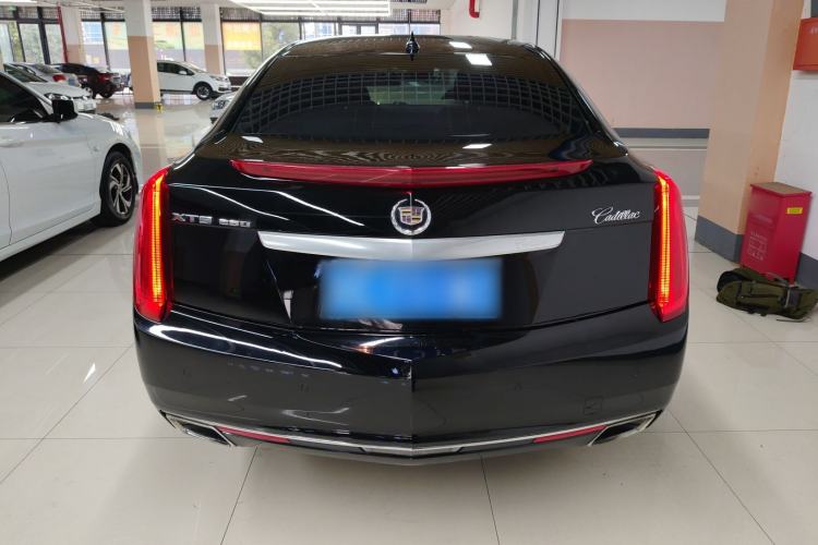 Used Cadillac XTS 2014 28T Luxury Model Rear