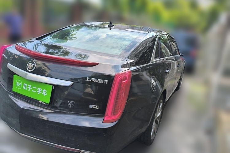 Used Cadillac XTS 2014 28T Platinum Edition Rear Right 45 Deg