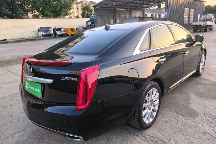 Used Cadillac XTS 2014 28T Comfort Version Rear Right 45 Deg