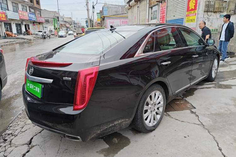 Used Cadillac XTS 2014 28T Comfort Version Rear Right 45 Deg