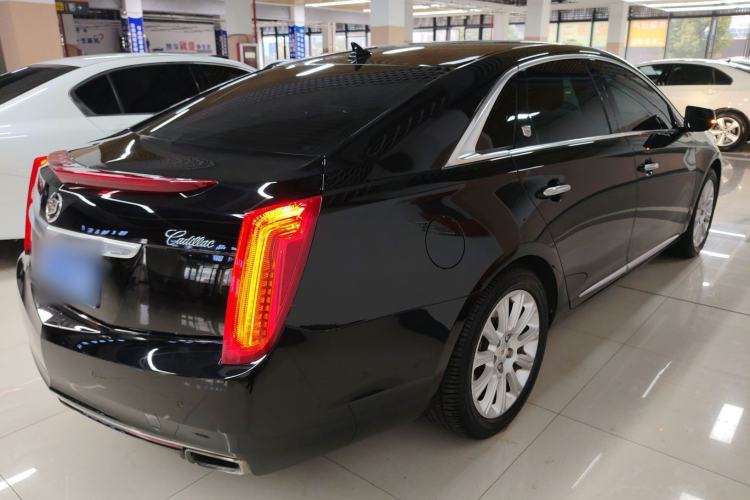 Used Cadillac XTS 2014 28T Luxury Model Rear Right 45 Deg