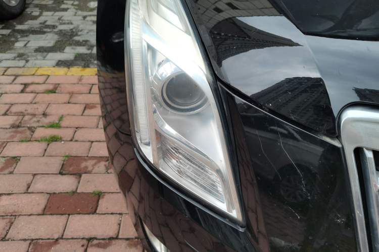 Used Cadillac XTS 2014 28T Luxury Model Right Front Headlight