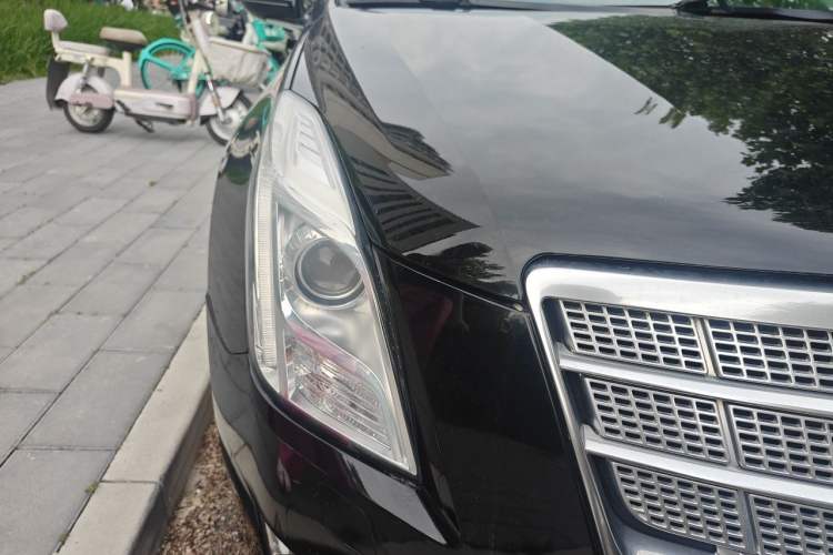 Used Cadillac XTS 2014 28T Platinum Edition Right Front Headlight