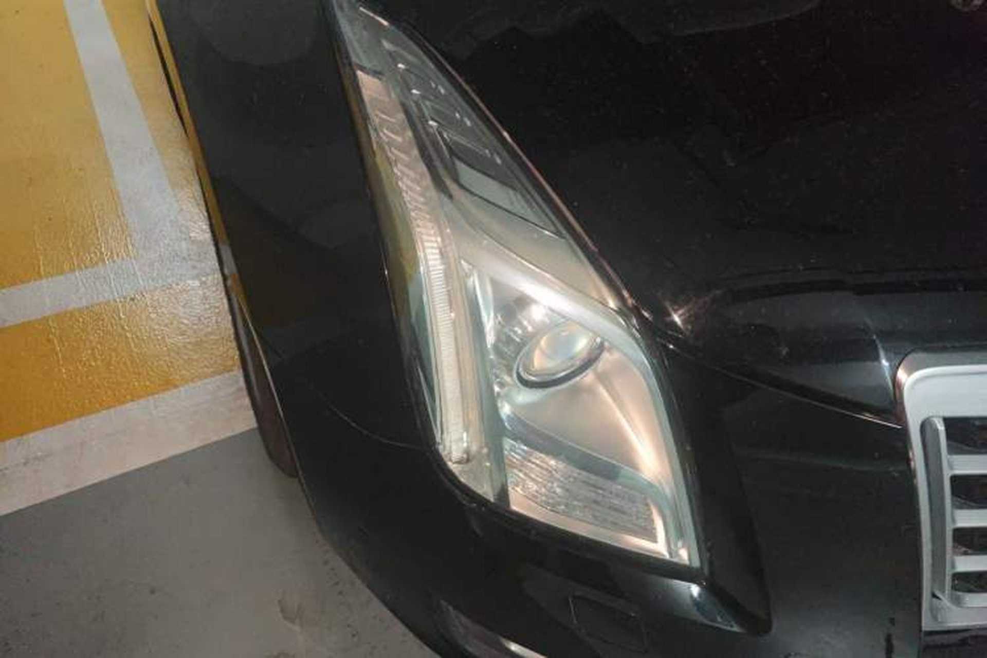 Used Cadillac XTS 2014 28T Comfort Version Right Front Headlight