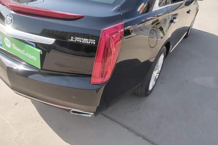 Used Cadillac XTS 2014 28T Comfort Version Right Rear Taillight