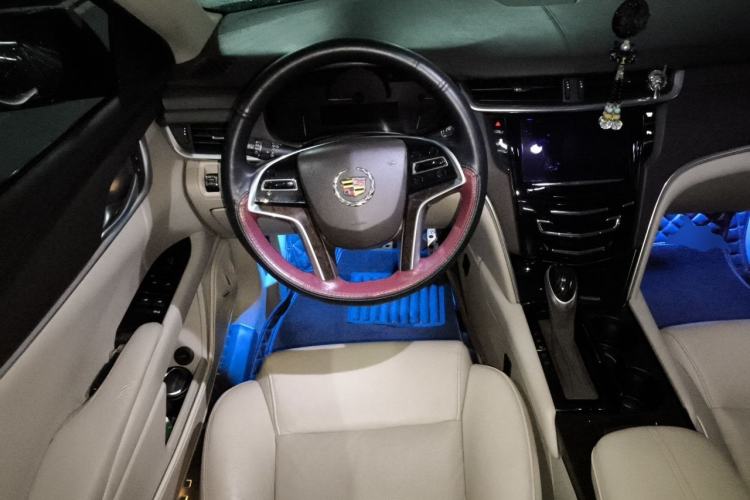 Used Cadillac XTS 2014 28T Comfort Version Steering Wheel