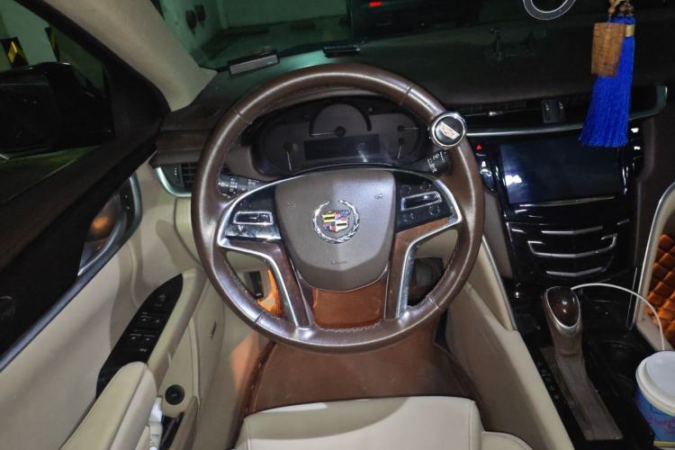 Used Cadillac XTS 2014 28T Elite Edition Steering Wheel