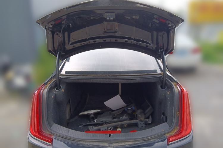 Used Cadillac XTS 2014 28T Comfort Version Trunk