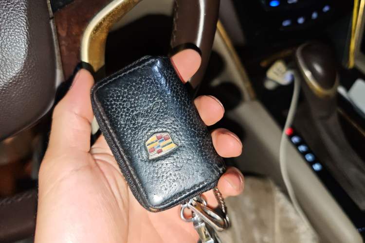 Used Cadillac XTS 2014 28T Comfort Version Vehicle Key