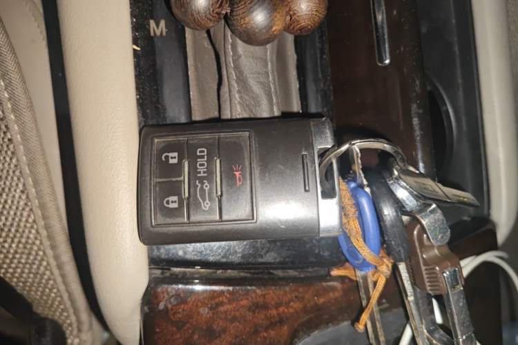 Used Cadillac XTS 2014 28T Comfort Version Vehicle Key