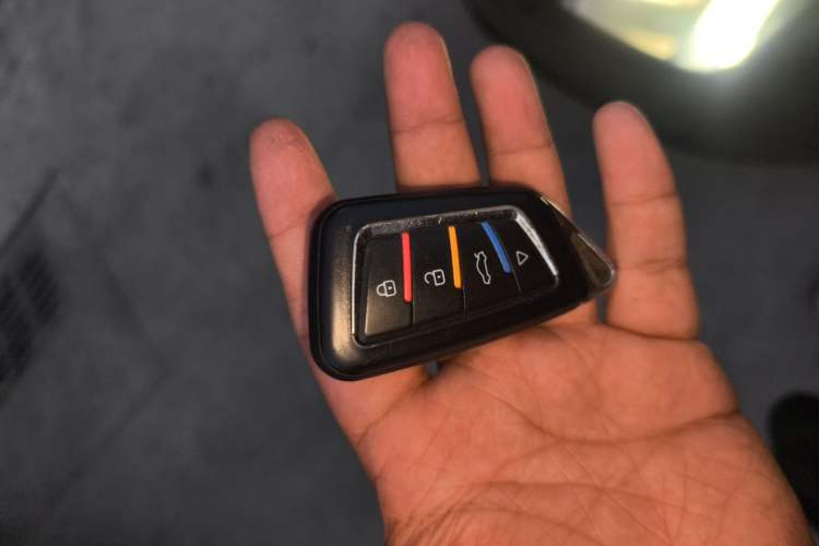 Used Cadillac XTS 2014 28T Comfort Version Vehicle Key