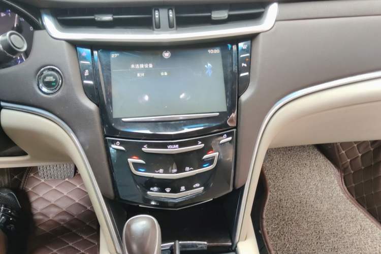 Used Cadillac XTS 2014 28T Comfort Version Audio And AC Panel