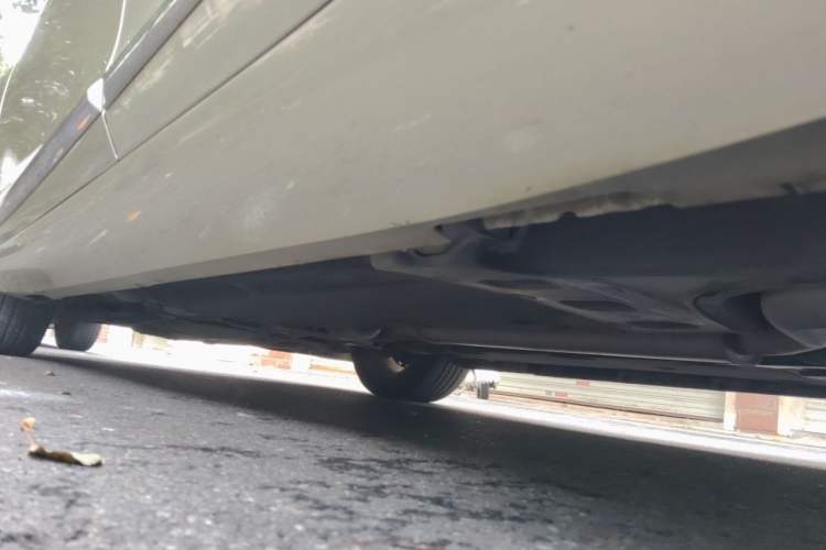 Used Cadillac XTS 2014 28T Comfort Version Chassis Front Left