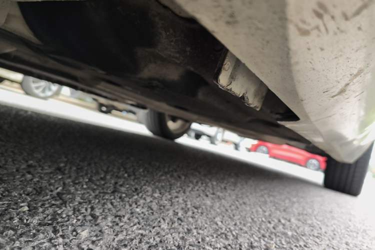 Used Cadillac XTS 2014 28T Platinum Edition Chassis Front Left